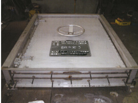 SUS製水門扉